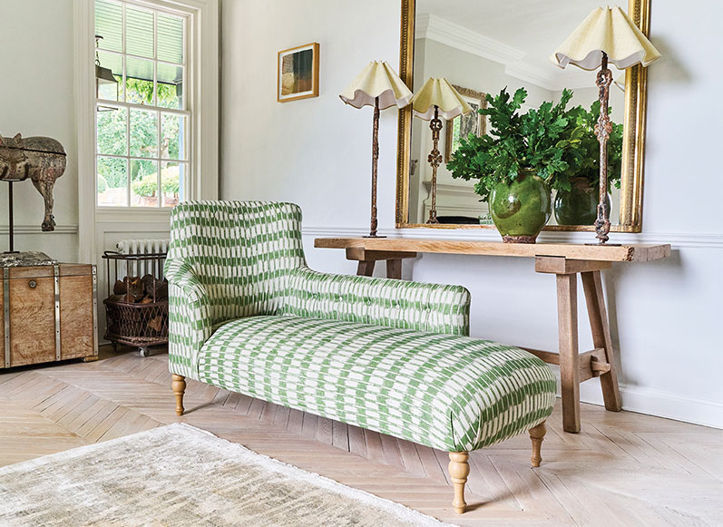 Anglesey RHF Chaise in V&A Brompton Collection Ikat Basil